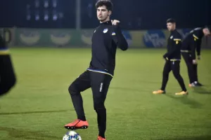 ΑΠΟΕΛ Κ19/Ετοιμοι για Qabala (φώτος)