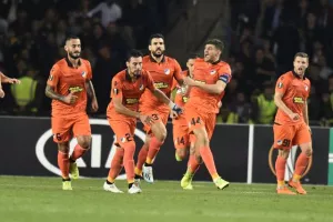 Πρώτος βαθμός και... ζωντανό το ΑΠΟΕΛ (φώτος)