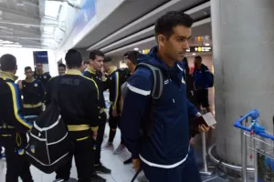 ΦΩΤΟΣ/"Πέταξε" για Αζερμπαϊτζάν και η Κ19 του ΑΠΟΕΛ...