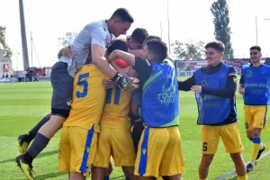 ΑΠΟΕΛ Κ19/Ο Σατσιάς "κάρφωσε" την Καμπάλα και ΠΡΟΚΡΙΘΗΚΕ! (φώτος)