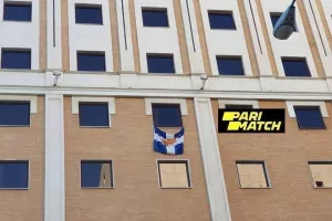 Η σημαία πήγε (και) στη Σεβίλλη 