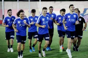 (ΦΩΤΟΣ) Ξεκίνησε για Ρωσία η Εθνική