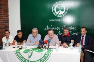 Λώρης: "Ο Παπασταύρου έχει αναλάβει ένα χρέος των 10 εκ. ευρώ/ Θέλουμε 250 χιλ. ευρώ"