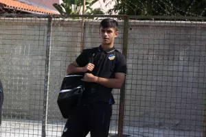 (ΦΩΤΟΣ) Κ17 ΑΠΟΕΛ/πριν την σέντρα