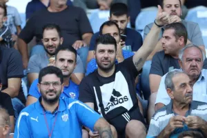 ΦΩΤΟΡΕΠΟΡΤΑΖ απ' τις κερκίδες του "ΠΑΠ"