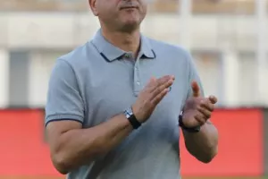 Με RAYO SHOW... πήρε το ντέρμπι η Ανόρθωση! (φώτος)