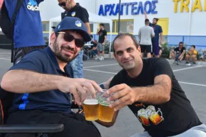 Οι ΕΚΠΛΗΞΕΙΣ από το πάρτι των Πορτοκαλί (βίντεο/φώτος)