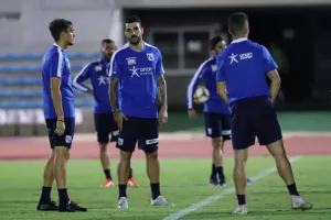 (Φωτορεπορτάζ) Η προπόνηση των διεθνών μας