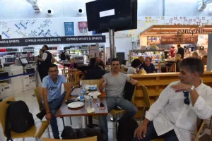 ΦΩΤΟΡΕΠΟΡΤΑΖ-βίντεο: Πέταξε για Μπακού το ΑΠΟΕΛ