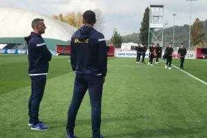 ΑΠΟΕΛ Κ19/Ο Σατσιάς "κάρφωσε" την Καμπάλα και ΠΡΟΚΡΙΘΗΚΕ! (φώτος)