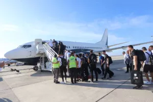 (Βίντεο/Φώτος) Πέταξε για Καζακστάν η Εθνική...