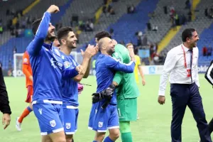 Διπλό με ΤΕΡΑΣΤΙΑ ανατροπή για την ΨΥΧΩΜΕΝΗ Εθνική μας! (Φώτος)