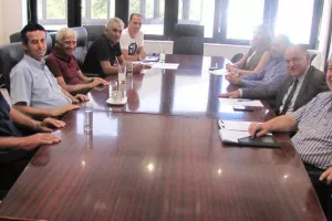 Ο Πρόεδρος ΚΟΑ συναντήθηκε με αντιπροσωπεία Αγίας Μαρίνας Χρυσοχούς - Γιαλιάς (φώτος)