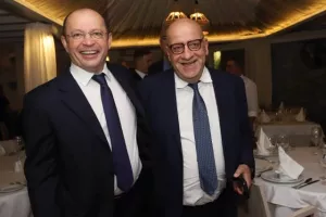 Δεξίωση και... ευχή από ΚΟΥΜΑ (φώτος)