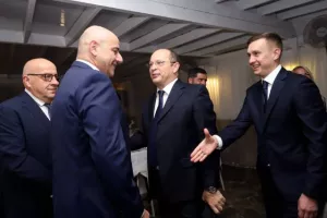 Δεξίωση και... ευχή από ΚΟΥΜΑ (φώτος)