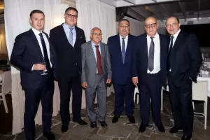 Δεξίωση και... ευχή από ΚΟΥΜΑ (φώτος)