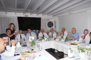 Έφαγαν... καλά
