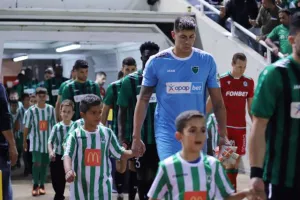 Ψυχωμένος βαθμός για Ολυμπιακό κόντρα στην Ομόνοια! (φώτος)