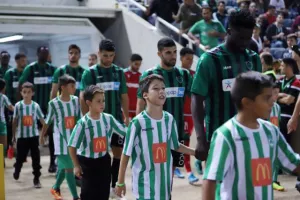 Ψυχωμένος βαθμός για Ολυμπιακό κόντρα στην Ομόνοια! (φώτος)