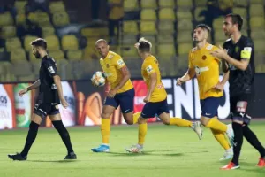 Από ένα βαθμό... με Φιόλιτς και Κάρλος (φώτος)