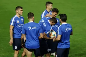 ΟΛΟΙ ΜΕΣΑ για Ρωσία (βίντεο/φώτος)