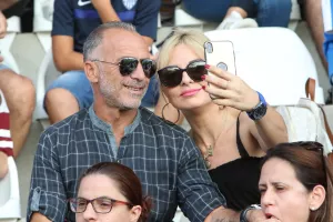 Η Selfie της τριάρας!