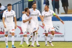 Με RAYO SHOW... πήρε το ντέρμπι η Ανόρθωση! (φώτος)