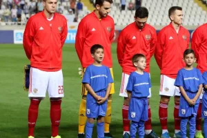 Εφιαλτική βραδιά και πεντάρα απ' την Ρωσία... (φώτος)