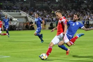 Εφιαλτική βραδιά και πεντάρα απ' την Ρωσία... (φώτος)