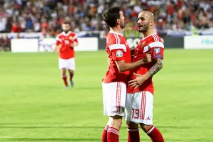 Εφιαλτική βραδιά και πεντάρα απ' την Ρωσία... (φώτος)