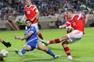 Εφιαλτική βραδιά και πεντάρα απ' την Ρωσία... (φώτος)