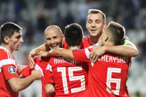 Εφιαλτική βραδιά και πεντάρα απ' την Ρωσία... (φώτος)