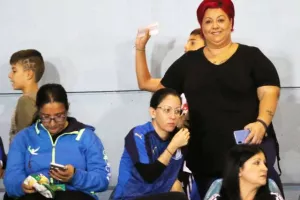 ΚΙΤΡΙΝΟ με ανατροπή και... άλμα η ΑΕΛ (φώτος)