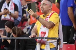 ΠΑΛΕΨΕ αλλά... υπέκυψε στην ανωτερότητα των Σεβιγιάνων (Φώτος)