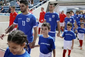 Εφιαλτική βραδιά και πεντάρα απ' την Ρωσία... (φώτος)