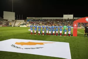 Εφιαλτική βραδιά και πεντάρα απ' την Ρωσία... (φώτος)