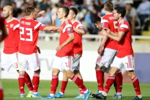 Εφιαλτική βραδιά και πεντάρα απ' την Ρωσία... (φώτος)