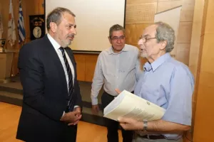 Παρουσίαση λευκώματος "125 χρόνια ΓΣΠ" (φώτος)
