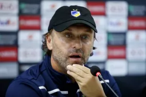 ΝΤΟΛ: "Είμαι σίγουρος πως θα πάρουμε βαθμούς/Τίποτα δεν με προβληματίζει!"