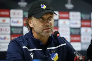 ΝΤΟΛ: "Είμαι σίγουρος πως θα πάρουμε βαθμούς/Τίποτα δεν με προβληματίζει!"