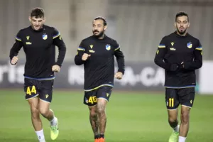 ΦΩΤΟΡΕΠΟΡΤΑΖ από Τ. Bahramov