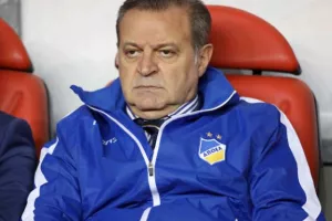 ΦΩΤΟΡΕΠΟΡΤΑΖ από Τ. Bahramov