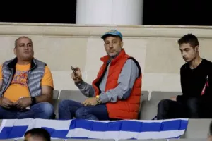 Ο κόσμος του ΑΠΟΕΛ στο "Tofiq Bahramov" 