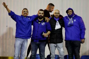 Με ΕΞΑΡΑ ήρθε η μοναξιά στην κορυφή! (φώτος)