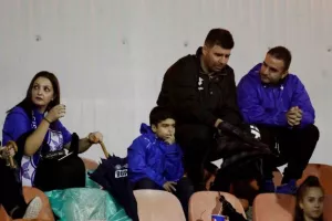 Με ΕΞΑΡΑ ήρθε η μοναξιά στην κορυφή! (φώτος)