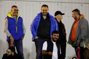 Με ΕΞΑΡΑ ήρθε η μοναξιά στην κορυφή! (φώτος)