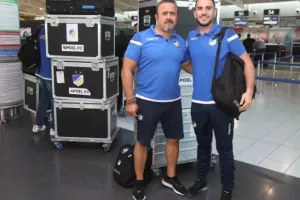 ΦΩΤΟΣ απ' το αεροδρόμιο/Πέταξε για Σεβίλλη το ΑΠΟΕΛ