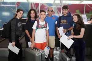 ΦΩΤΟΣ απ' το αεροδρόμιο/Πέταξε για Σεβίλλη το ΑΠΟΕΛ