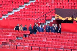 (Φώτος) Προπόνηση ΑΠΟΕΛ στο Σάντσεθ Πιθχουάν