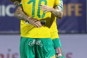 ΠΕΝΤΑΡΑ με... ανατροπή! (Φώτος)